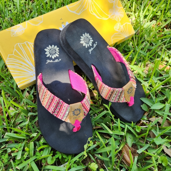 Yellow Box Oria Pink and Black Women's Sandals Flip Flops Size 8 - Picture 1 of 7